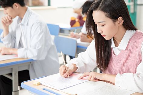 上海艺术生高考文化课培训班