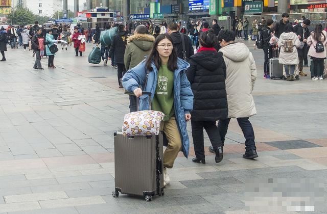 湖南省(湘)2022年寒假中小学放假时间表，2022年全国法定节假日一览表