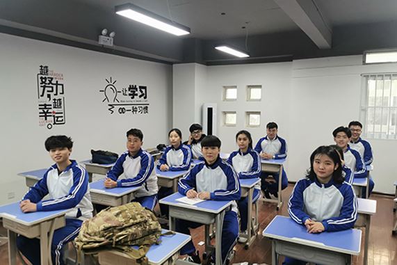 河南高考艺术专业培训学校